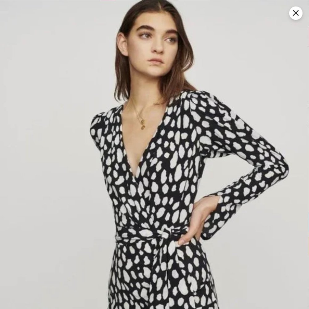 MAJE Black/white Rossima Spot Front Wrap V-neck Draped Mini Dress Size Small - Picture 3 of 7